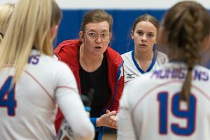 Under Manor, MHS volleyball continues upward trend